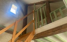 Appartement Bati En Pierre De Caen